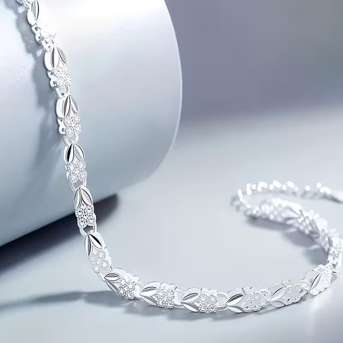 Pulsera de trébol de cuatro hojas chapada, un amuleto de la suerte Elegante y encantadora