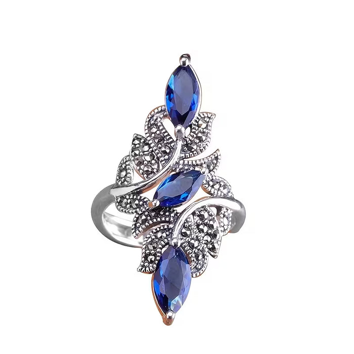 Anillo de moda para damas presenta una zirconia sintética azul