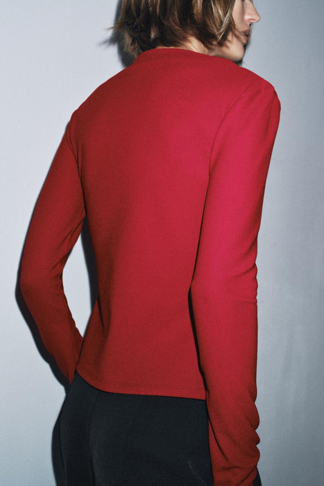 Zara Camiseta de crepé con cuello alto