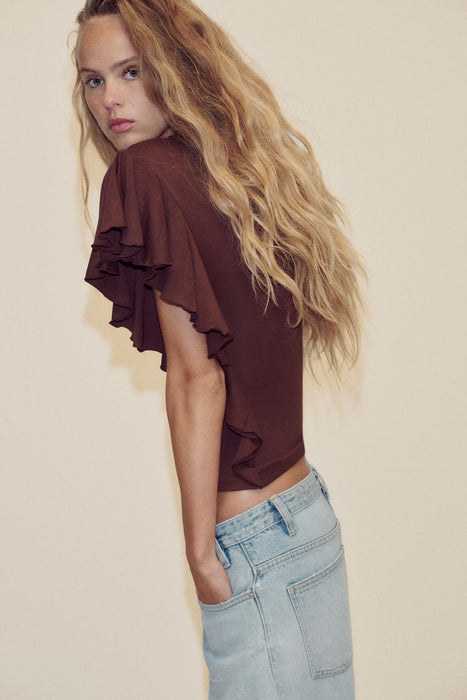 Zara Camiseta con mangas con volantes
