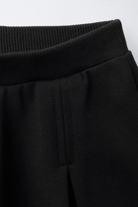 ZARA Falda pantalón bermudas con pliegues de caja