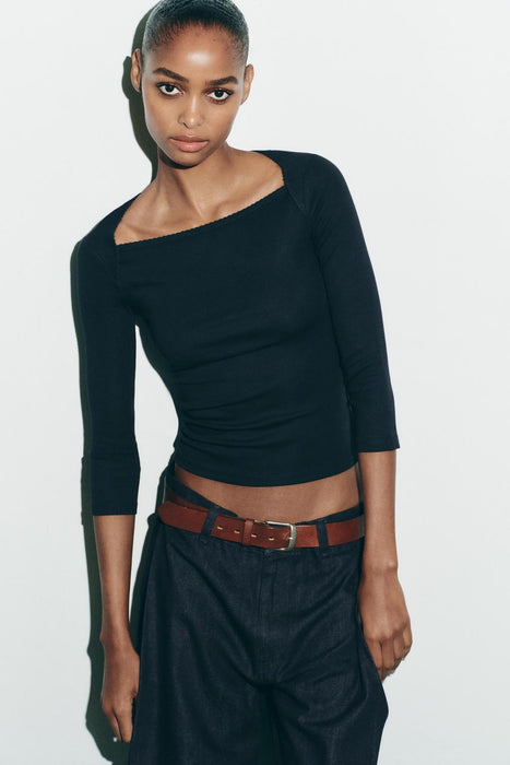 Zara Camiseta de algodón modal de escote cuadrado