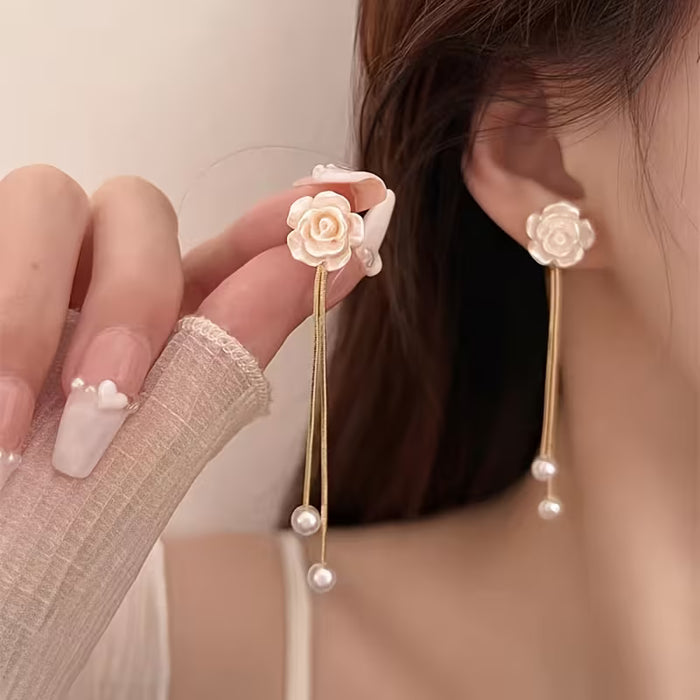 Pendientes de tachuelas con borlas de camelia para mujer