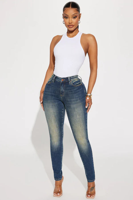 FASHIONNOVA Pantalón De Mezclilla Ajustado Con Stretch Charley Crosshatch Tinted - Deslavado Oscuro