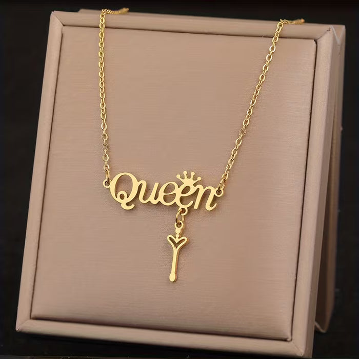 Collar de Acero Inoxidable para Mujer con Colgante de Corona de Reina y Llave