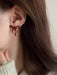 1 par de aretes con diseño de lazo, color borgoña para toda ocasion - Quierox - Tienda Online