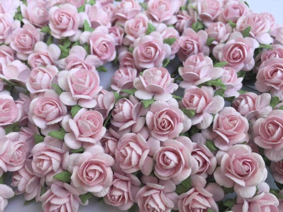 100 piezas Mini flores de papel rosa Color 15 mm - Quierox - Tienda Online