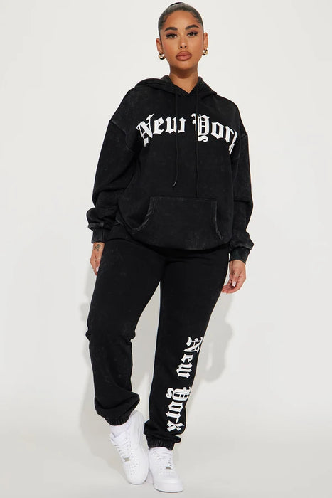 FASHIONNOVA Conjunto deportivo de felpa NYC