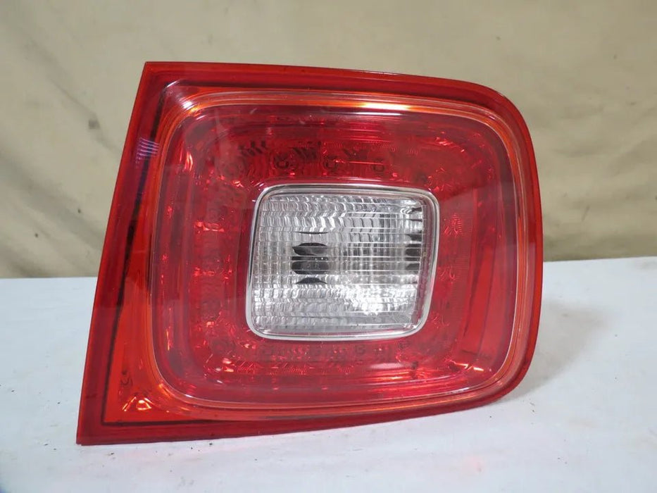13 14 15 Chevy Malibu tapa interior del maletero luz trasera derecha pasajero LED OEM - Quierox - Tienda Online