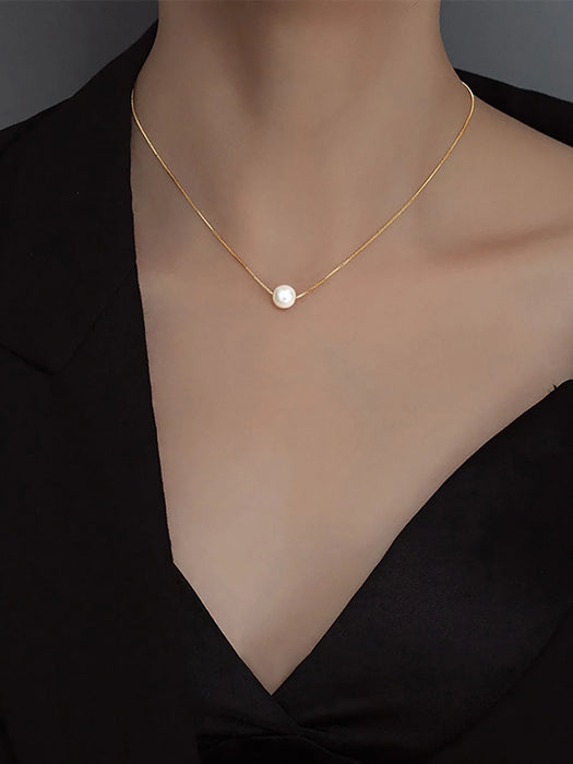 SHEIN ESBERRY 1 pieza Collar minimalista de perla individual de 6 mm para mujer