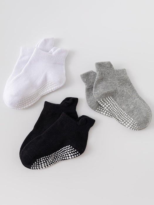 12 pares de Calcetines deportivos para niños básicos anti deslizantes