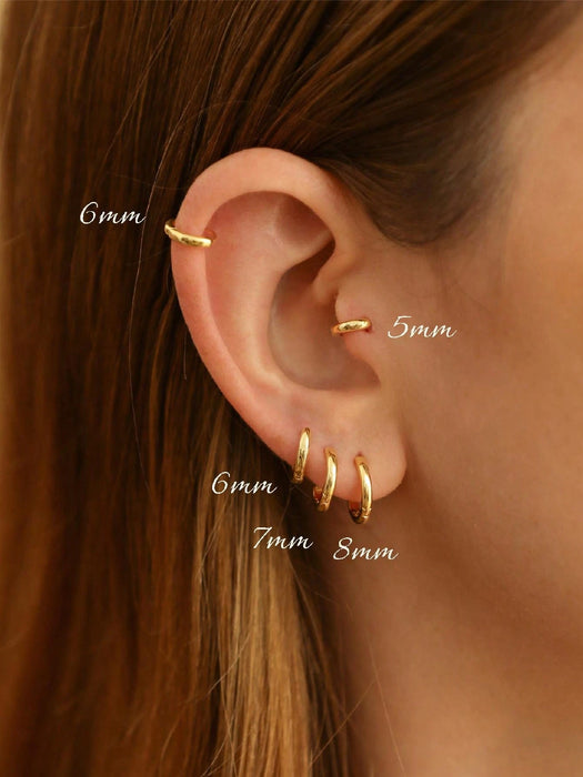 Shein 1 Par De Pendientes De Aro Pequeños dorados