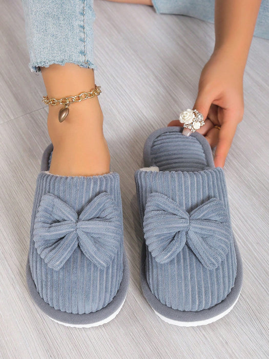 Shein Pantuflas de felpa cálidas y modernas para mujer, ideales para el invierno