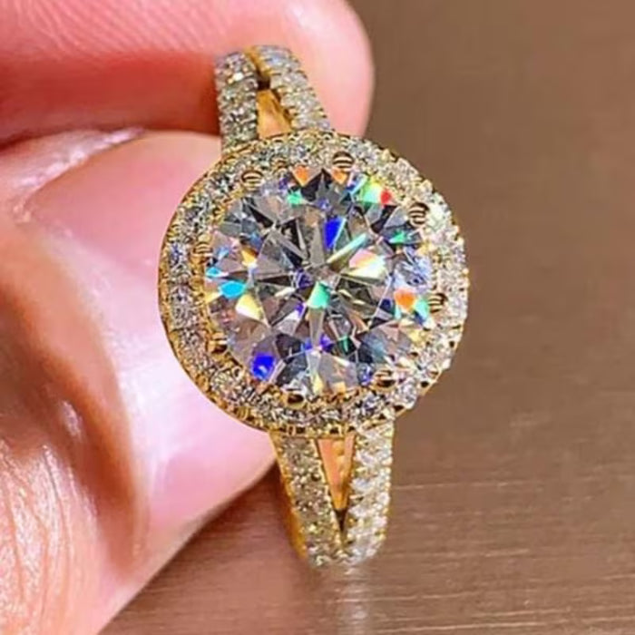 Anillo de Boda para Mujer con 4 Garras y Piedra Redonda de Estrás