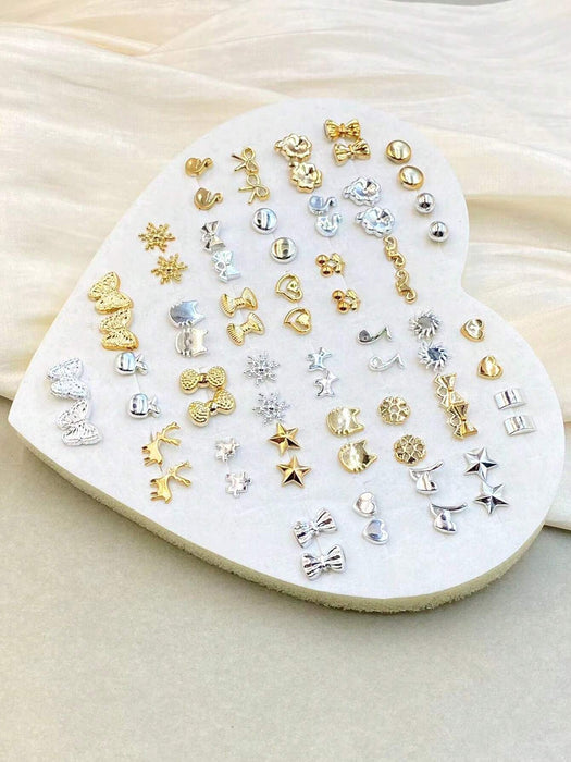 SHEIN Set de 36 pares de aretes de botón hipoalergénicos con diseños surtidos