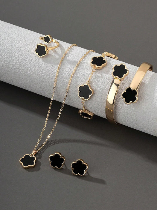 SHEIN 1 juego de joyas para mujer. Incluye 1 collar con colgante de trébol, 1 pulsera..