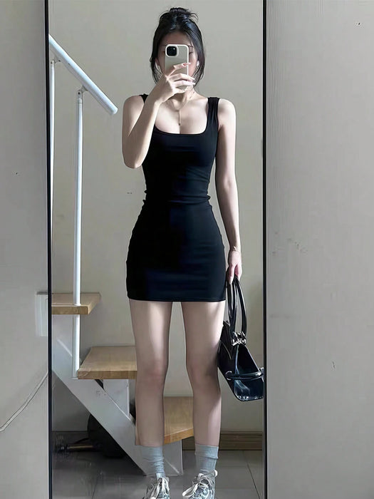 SHEIN INAWLY Vestido Entallado Sin Mangas De Cuello Cuadrado Y Color Sólido