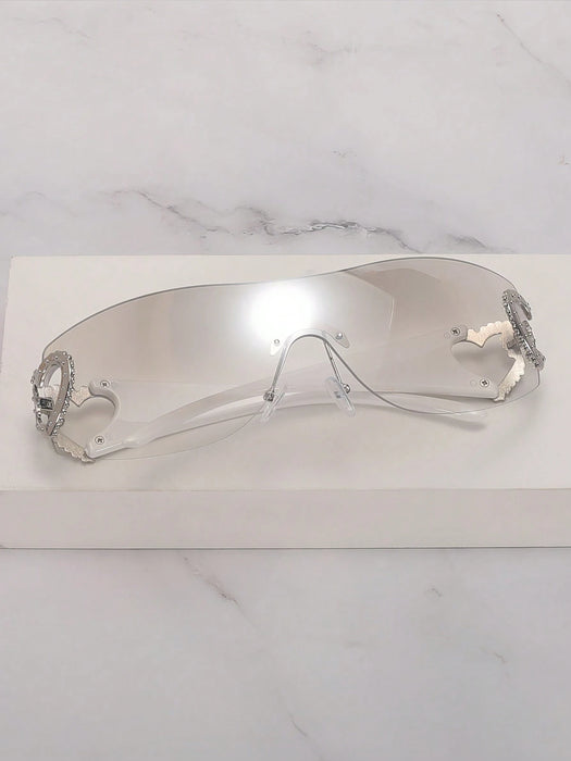 SHEIN 1 pieza Gafas en forma de corazón sin marco de metal, estilo Y2K