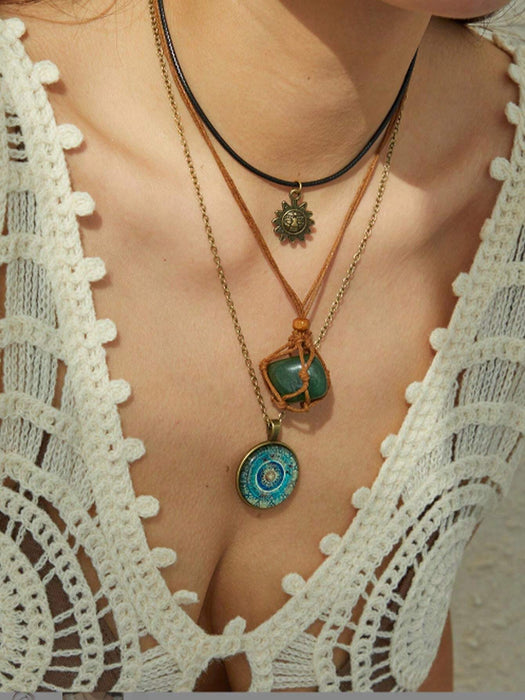Shein Conjunto de 3 collares ajustables de estilo gótico vintage con colgante de piedra con forma de sol
