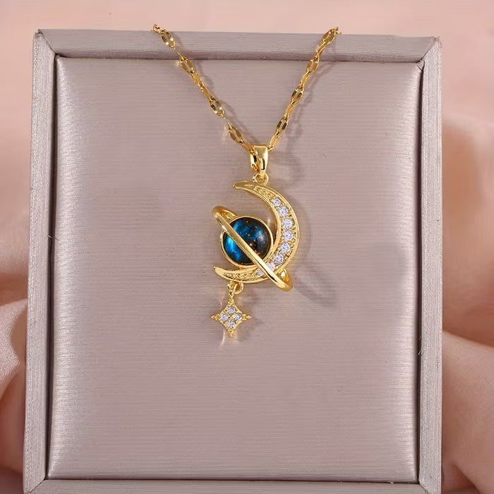 Collar con Colgante de Borla de Planeta Y2K con Meteoros Rodeando la Luna