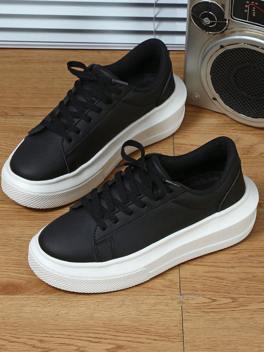 Shein Zapatillas deportivas negras clásicas, modernas y transpirables para hombre