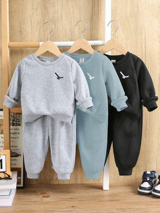 Shein Set de 3 piezas de sudadera con capucha y pantalones jogger de ajuste holgado para niño