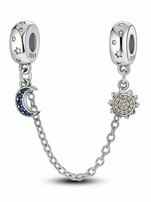 SHEIN Colgante con dijes de sol, luna y estrella plateado