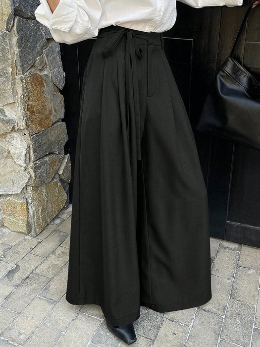 Shein DAZY Pantalones anchos plisados con cordón ajustable y color liso para mujer