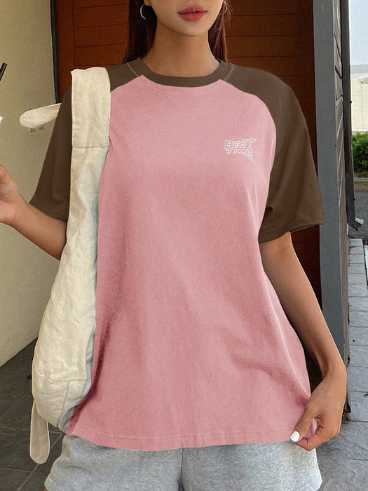 Shein DAZY Camiseta de manga raglán con estampado gráfico de letras en contraste