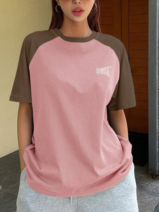 Shein DAZY Camiseta de manga raglán con estampado gráfico de letras en contraste
