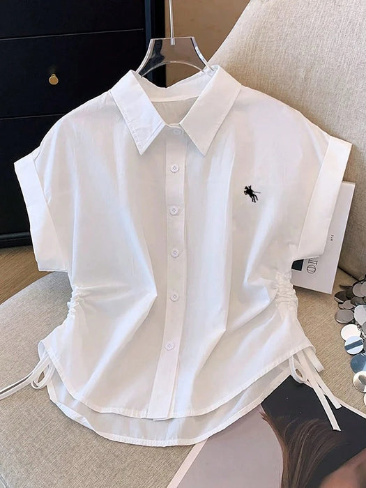 SHEIN INAWLY Camisa de manga corta con estampado de caballero y cierre de un solo botón para mujer