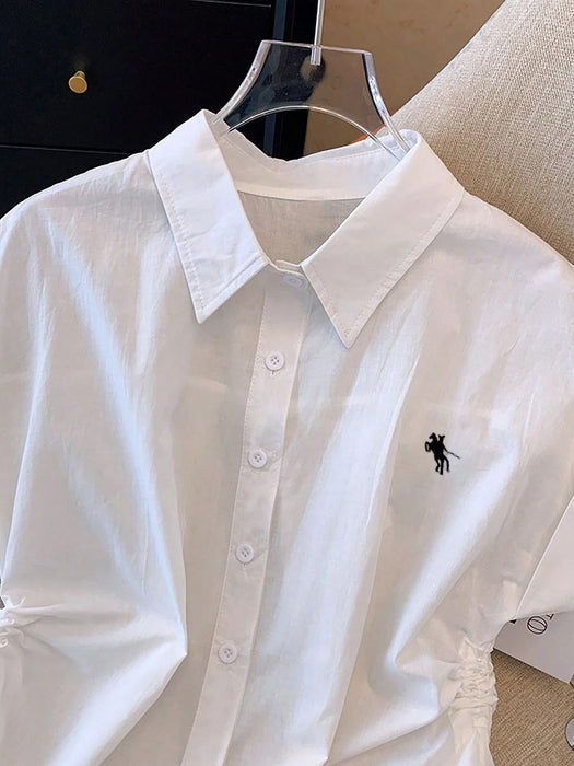 SHEIN INAWLY Camisa de manga corta con estampado de caballero y cierre de un solo botón para mujer