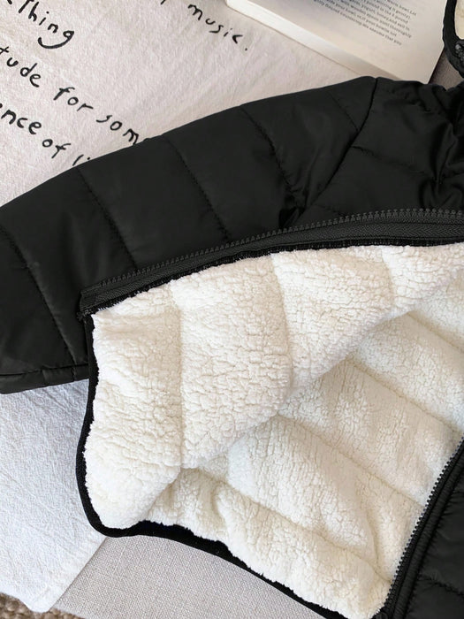 Shein Abrigo acolchado negro de invierno con capucha y cremallera para niño