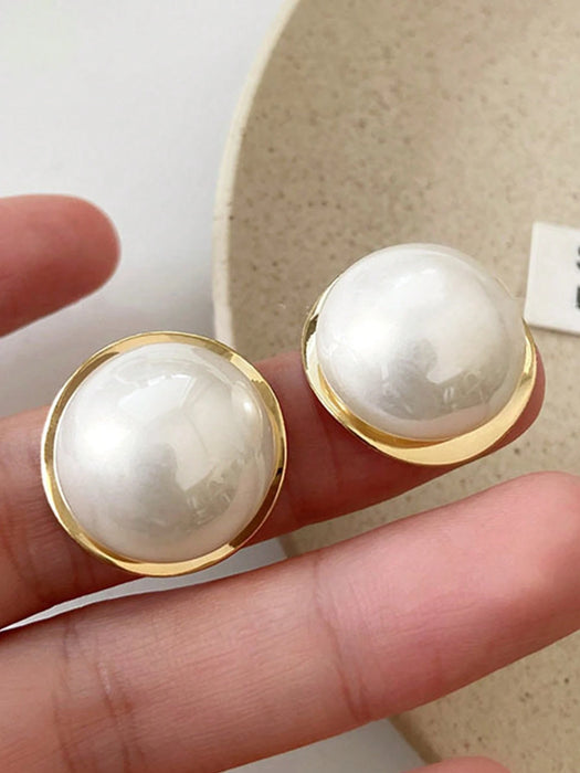 Pendientes minimalistas, lujosos con perlas sintéticas blancas y diseño geométrico para uso diario