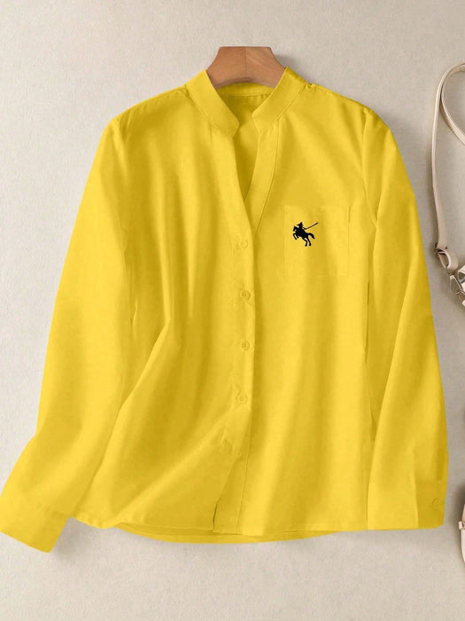 SHEIN Camisa casual de manga larga con estampado ecuestre sólido y bolsillo para mujer