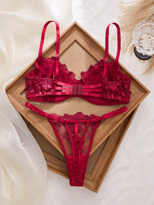 SHEIN Seduluxe 2 piezas Conjunto de lencería de mujer con bordado de malla