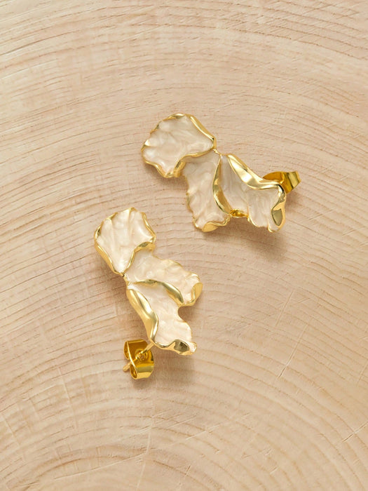 Shein Pendientes elegantes de flores Glizzene para mujer