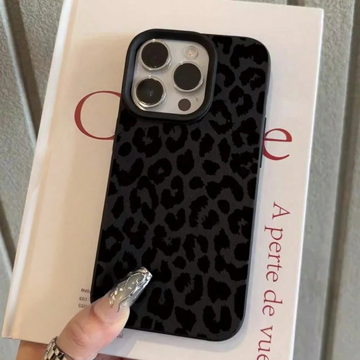 SHEIN Funda de teléfono con estampado de leopardo negro para iPhone 14