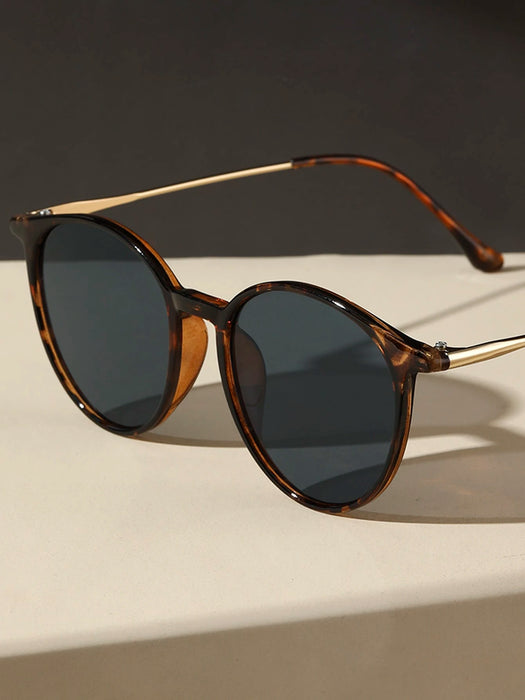 SHEIN 1 par de gafas de moda retro redondas para mujer