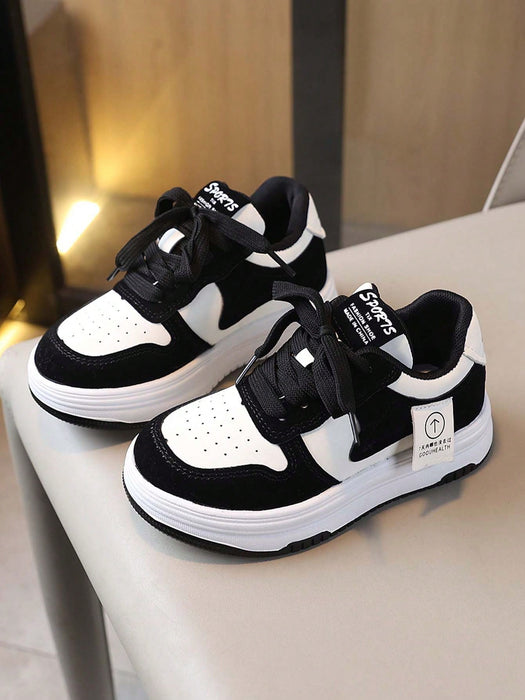 SHEIN 1 par de zapatillas casuales versátiles antideslizantes de moda para niños
