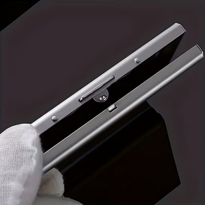 Un tarjetero de acero inoxidable es el regalo perfecto para papá. Este elegante tarjetero