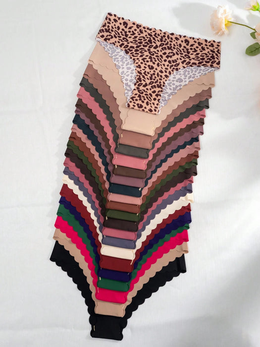 SHEIN 21 braguitas triangulares sin costuras con borde festoneado