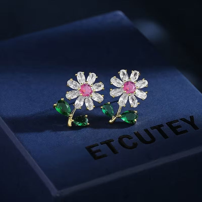 Pendientes de botón de flor de circonita dulce y linda