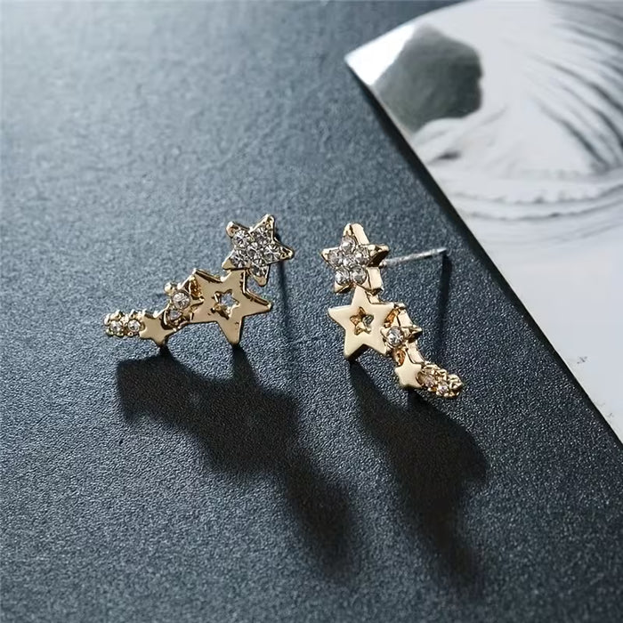 SHEIN 1 Par de Aretes Geométricos de Estrella Dulces, Creativos y Fáciles de Usar para Mujer