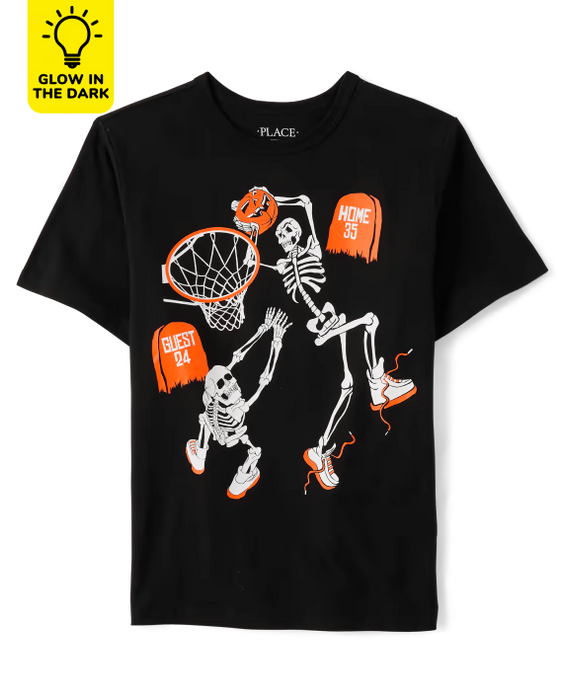 The Children's Place Camiseta con estampado de baloncesto y esqueleto luminoso para niños - black