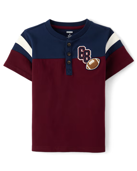 Childrens place Camiseta Henley estilo con bloques de color para niño - Campus Cuties - color burdeos