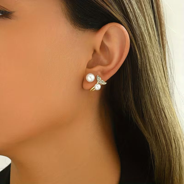 1 Par de Aretes Pequeños con Cola de y Rhinestones para Mujer