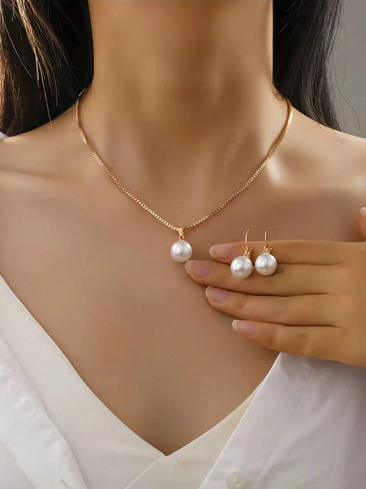 SHEIN Juego de 3 piezas de joyería con perlas de imitación.