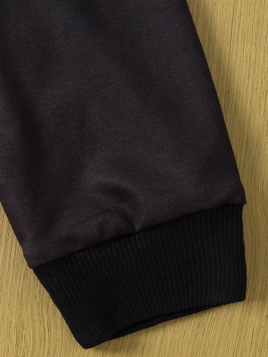 Conjunto casual de sudadera con capucha y pantalón deportivo para niño con estampado de rayas