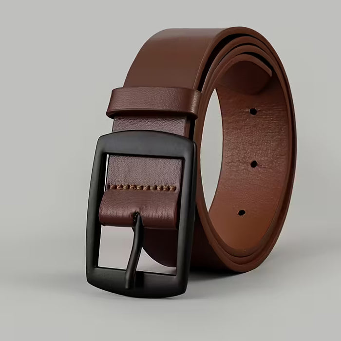 Un cinturón elegante de cuero sintético para hombre, con un diseño retro fácil y hebilla suave